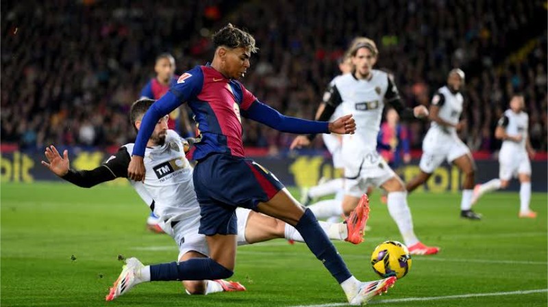 Soi Kèo Valencia Vs Barcelona 21h15 06/09 - La Liga 1 Valencia gặp khó khi tiếp đón Barcelona